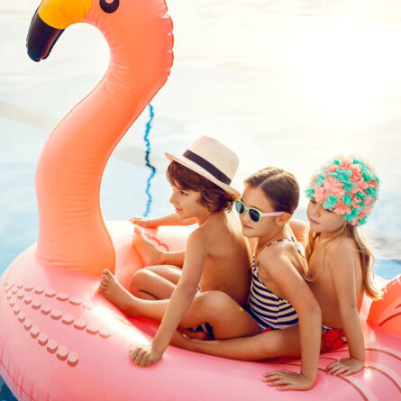 Nanos Kindermode Kurfürstendamm Berlin Charlottenburg Bademode