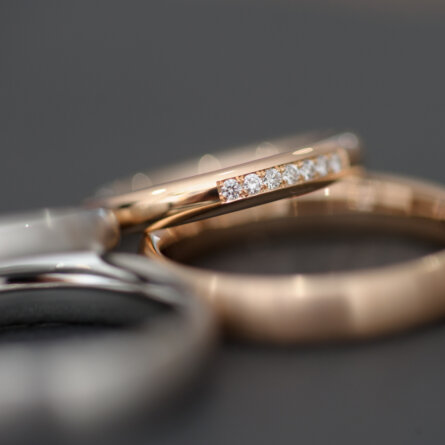 Runde Ringe München - Ehering mit Diamanten