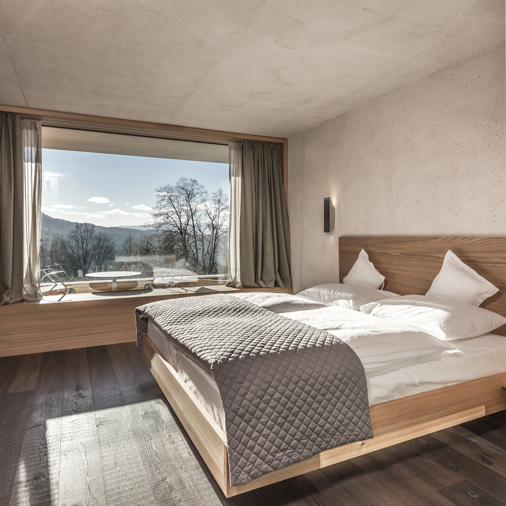 Paula Wiesinger Apartments Südtirol Hotelzimmer Interior Naturholz
