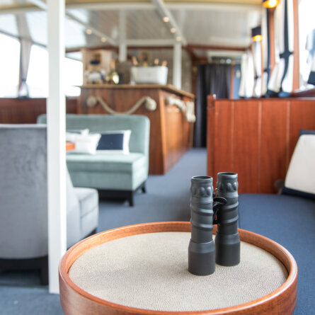 MS Jacob Schiff Hamburg An Bord