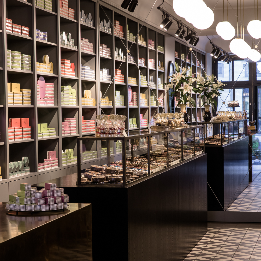 Sawade Showroom Berlin Hackesche Höfe Auswahl