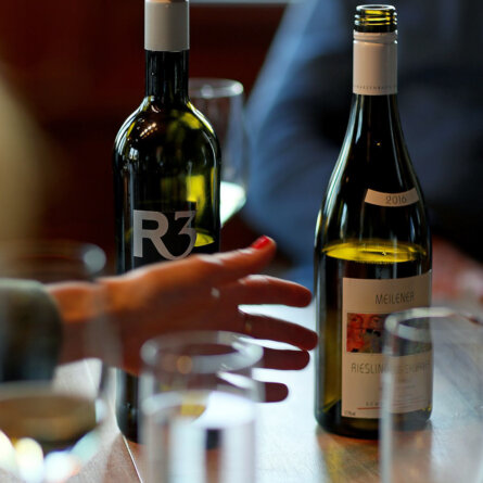 Weinverkostung bei Schwarzenbach Weinbau-6