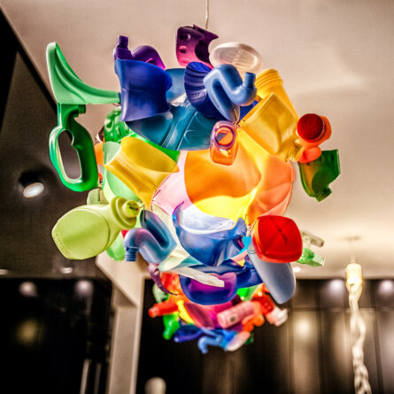 NOH NEE München Lampenskulptur Trash