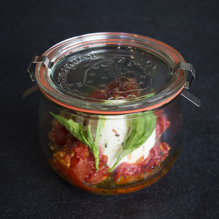 Restaurant Comera München_Beerendessert im Glas