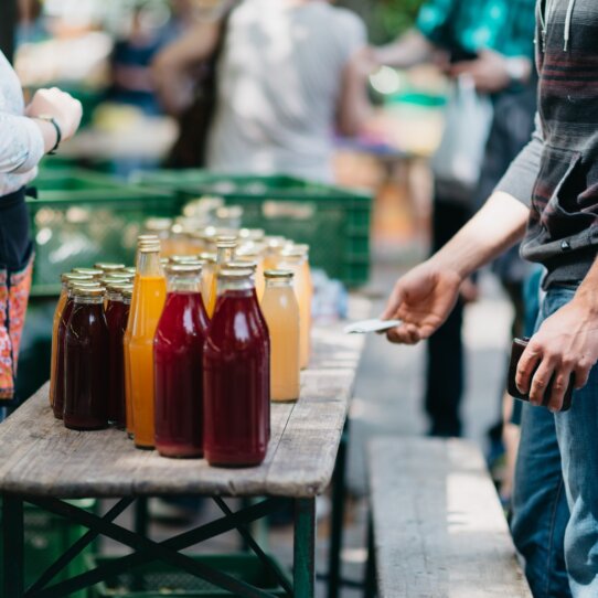 Wochenmarkt am Kollwitzplatz