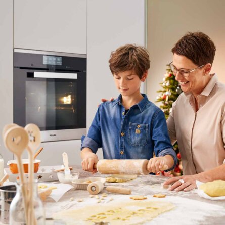 Traditionsmarke Miele weihnachtliches Plätzchenbacken