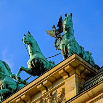 pexels-photo-326789 pexels-photo-326789