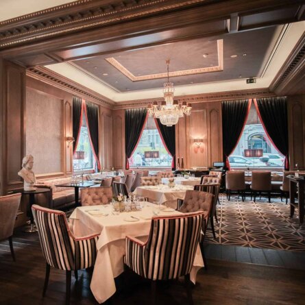 Restaurant Charlotte & Fritz im Hotel Regent Berlin am Gendarmenmarkt-3