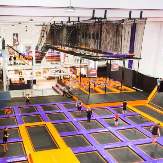 Jump House Trampolinpark in Poppenbüttel Jump House Trampolinpark in Poppenbüttel