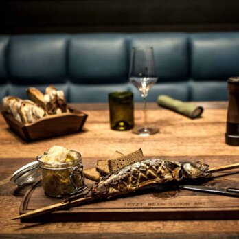 Restaurant Bar Spelunke am Donaukanal Wien © SybilleDremel Restaurant Bar Spelunke am Donaukanal Wien © SybilleDremel