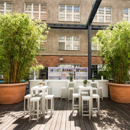 Sommergarten im Hotel Ellington Berlin Wilmersdorf 6