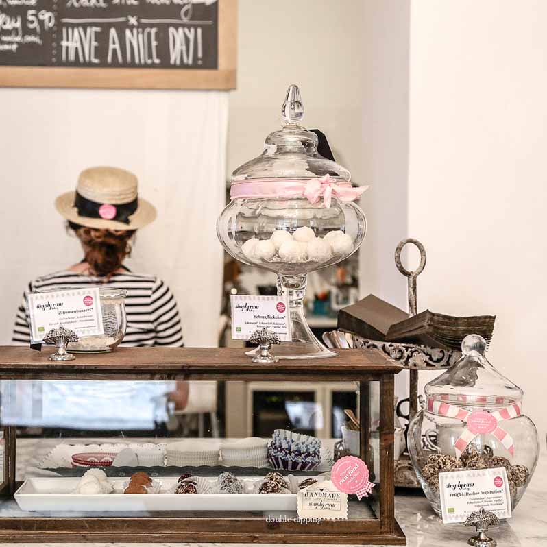 Café Simply Raw Bakery Wien-Simply Raw Bakery Wien © Marion Svoboda
