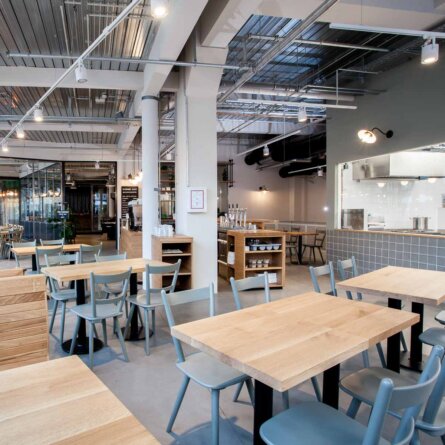 19Grams Café am Alexanderplatz-9