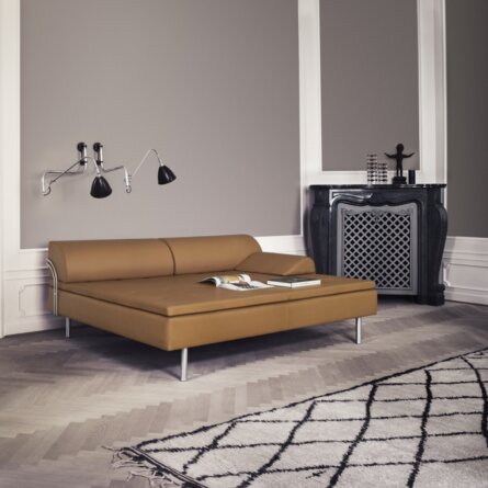 Gubi Kopenhagen_Diva Daybed_Wandleuchte