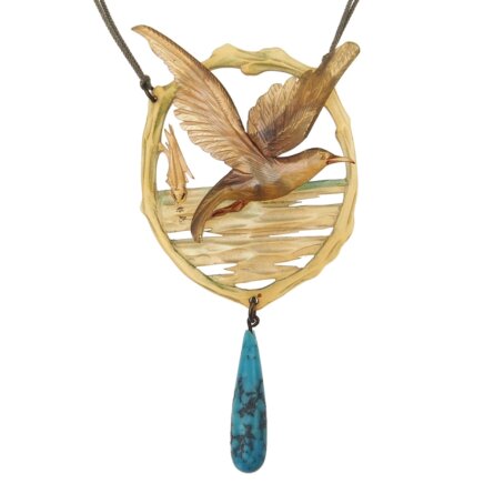 Horncollier Eisvogel Antique Jewellery Berlin