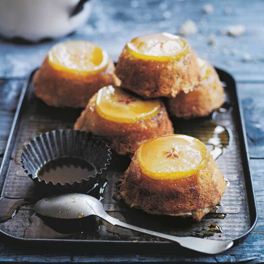 Rezept Gestürzte Birnen Muffins - Donna Hay