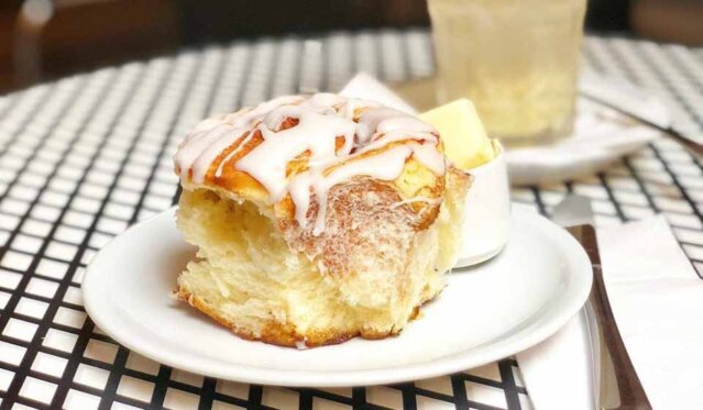 Früshtsück bei Barcomi's Berlin Früshtsück bei Barcomi's Berlin