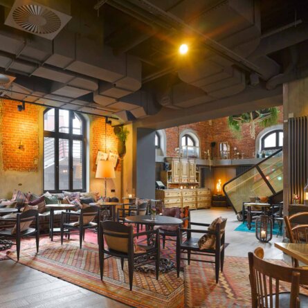 25Hours Hotel Hafenamt in Hamburg-4