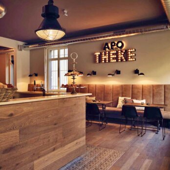 Café Apoteke in Zürich-6