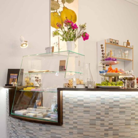 Muoto Café Concept Store und Schokoladen in Kreuzberg-7