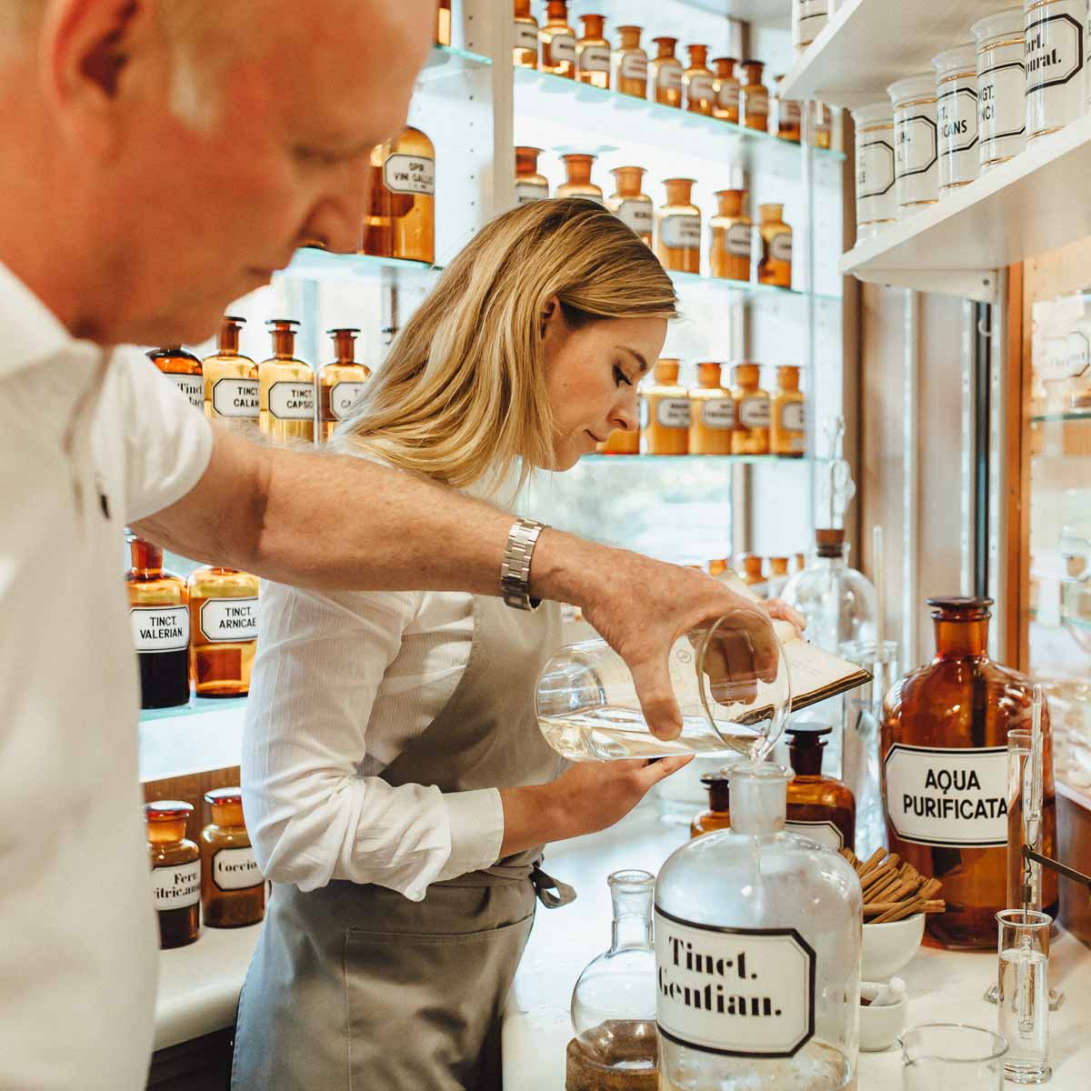 Dr. Jaglas Elexiere und Gin im Onlineshop-4