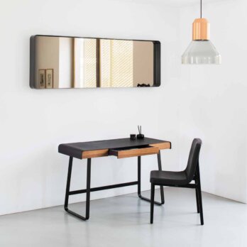 Nina Mair Cypris Mirror_Classicon © Foto Elias Hassos