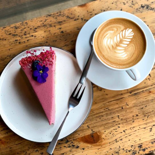 Café Neundrei am Monbijouplatz in Mitte-7