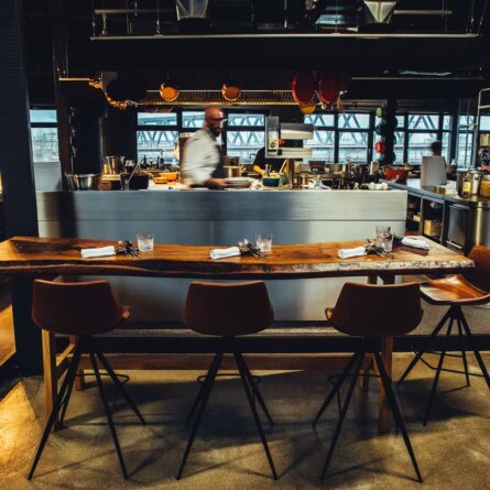 Restaurant 100-200 in Hamburg-3