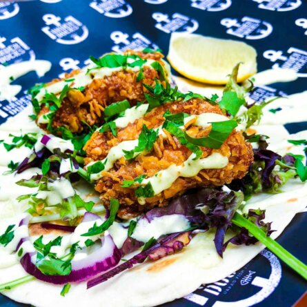 Fischbrötchen bei Underdocks in Hamburg-St.Pauli-6