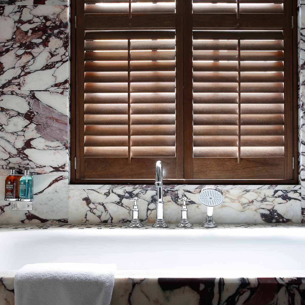 Mimis Hotel Soho in London-3