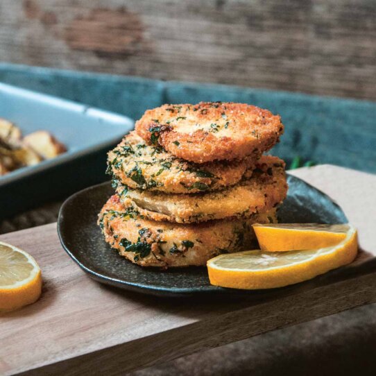 Rezept für Vegetarisches Sellerieschnitzel mit Ofenkartoffeln Rezept für Vegetarisches Sellerieschnitzel mit Ofenkartoffeln