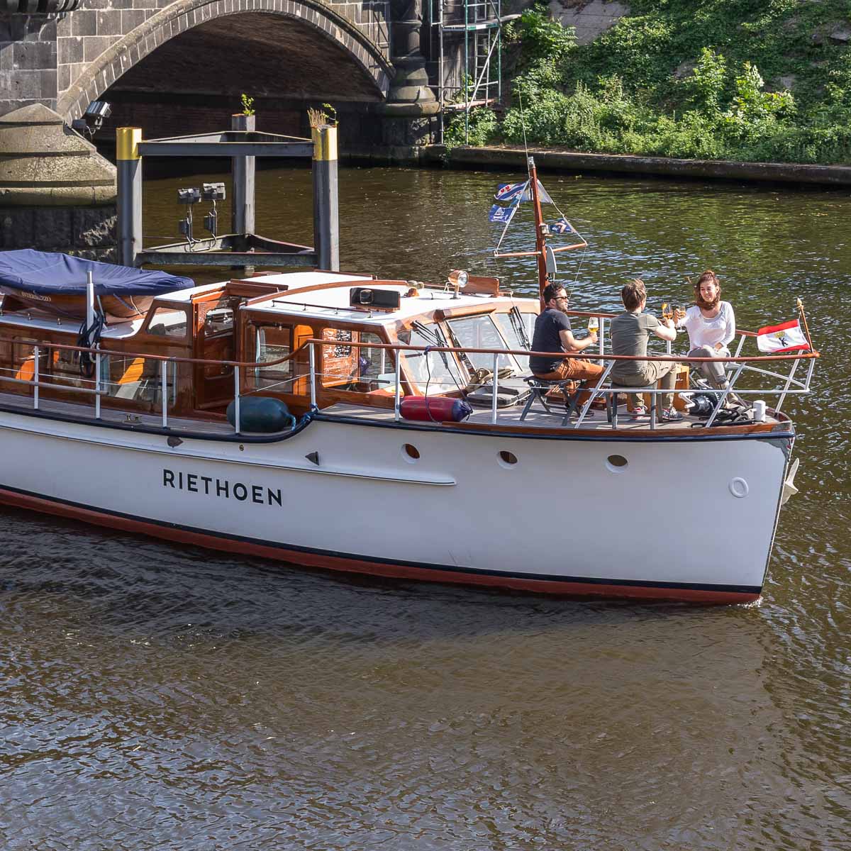 Riethoen Exklusive Bootstouren auf der Spree-4