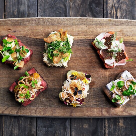 Aamanns Deli & Takeaway Kopenhagen_Smorrebrod-Varianten