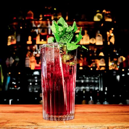 Emi Wynehouse Bar Torstraße in Berlin-Mitte-5