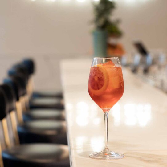 Tagesbar Al Banco am Belvedere in Wien 6