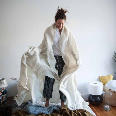 Tagesdecke Merino Wash von Sunday in Bed-3