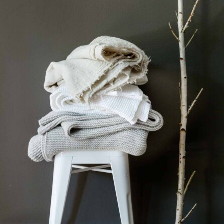 Tagesdecke Merino Wash von Sunday in Bed Tagesdecke Merino Wash von Sunday in Bed