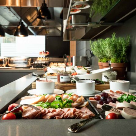 KPM Hotel & Residences in Berlin-Charlottenburg-7