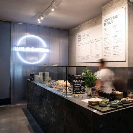 Wild & Raw Bowls am Weinbergsweg in Berlin-Mitte-3