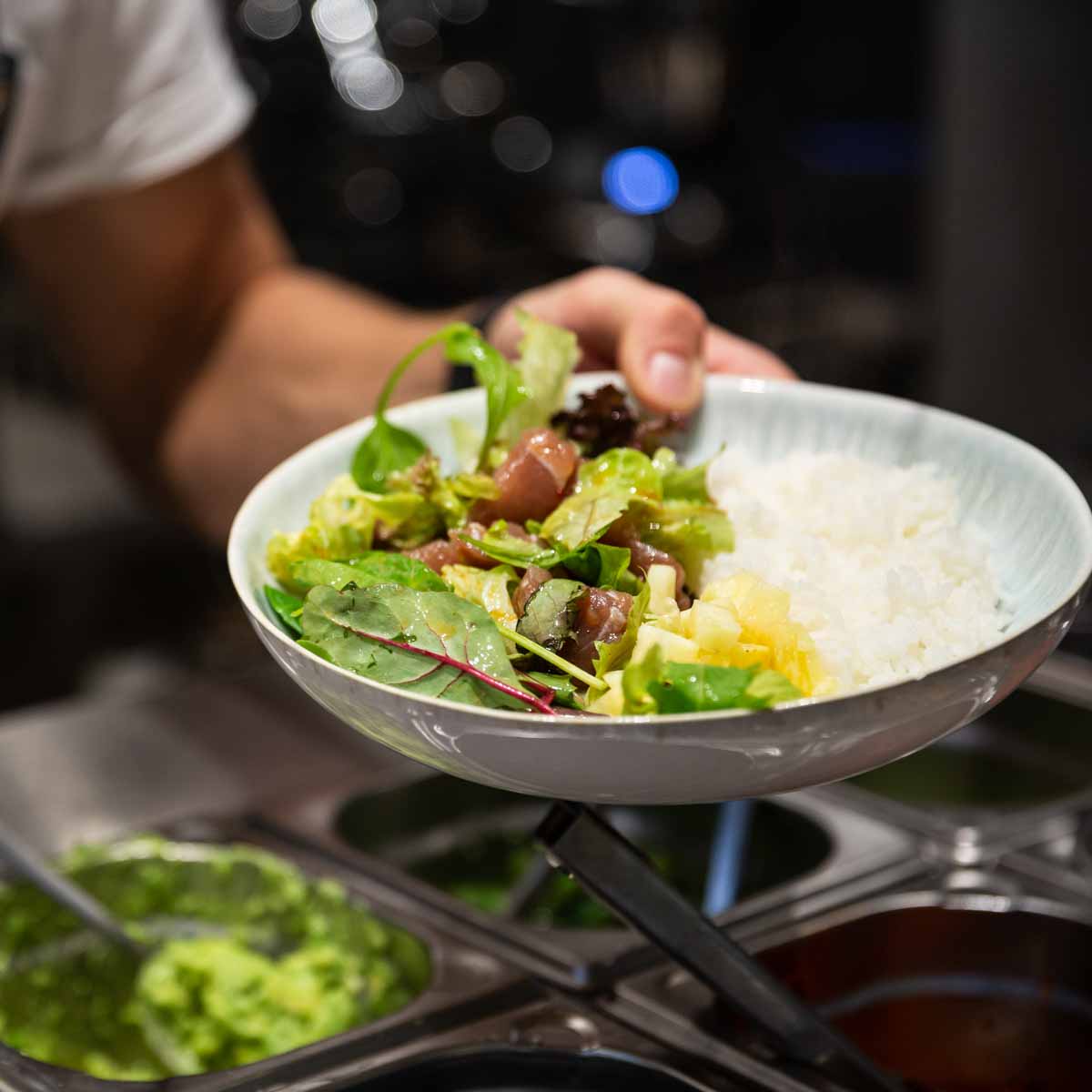 Wild & Raw Bowls am Weinbergsweg in Berlin-Mitte