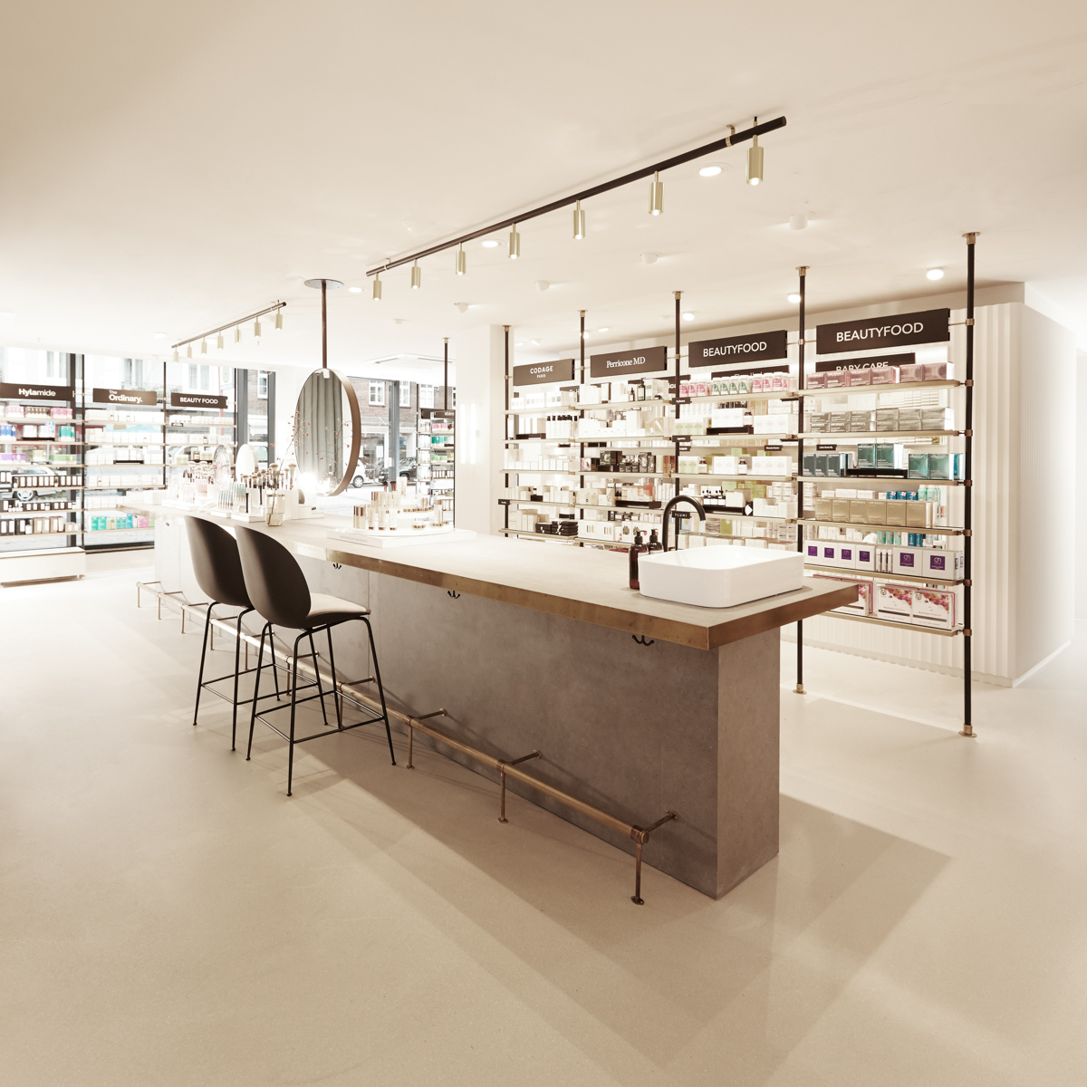 Douglas Pro Store Hamburg-12