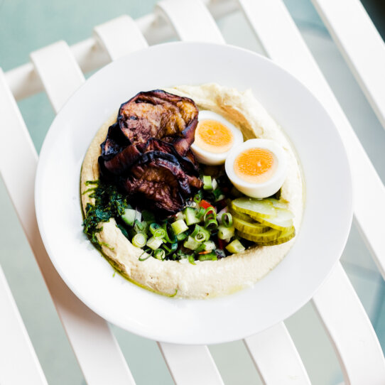 Hummus bei Djimalaya in Berlin