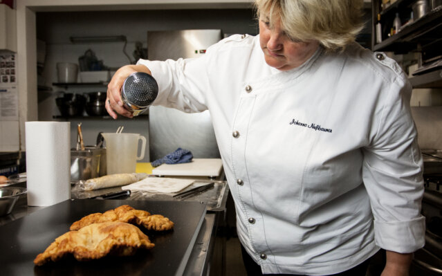 Schnitzel im Restaurant Nußbaumerin_