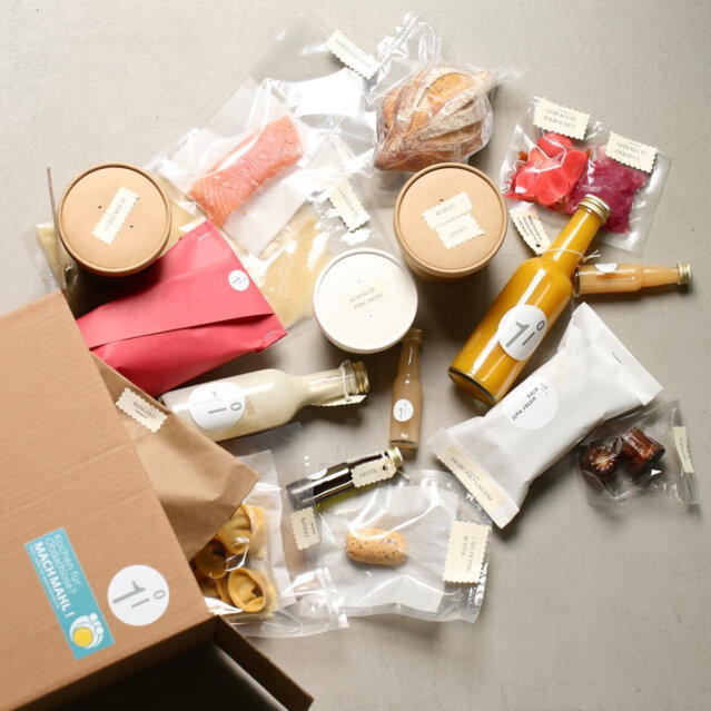 Einsunternull Pakete im Versand Einsunternull Pakete im Versand