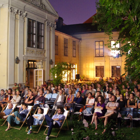 Dotdotdot Open Air Kino © Karl Valent Dotdotdot Open Air Kino © Karl Valent