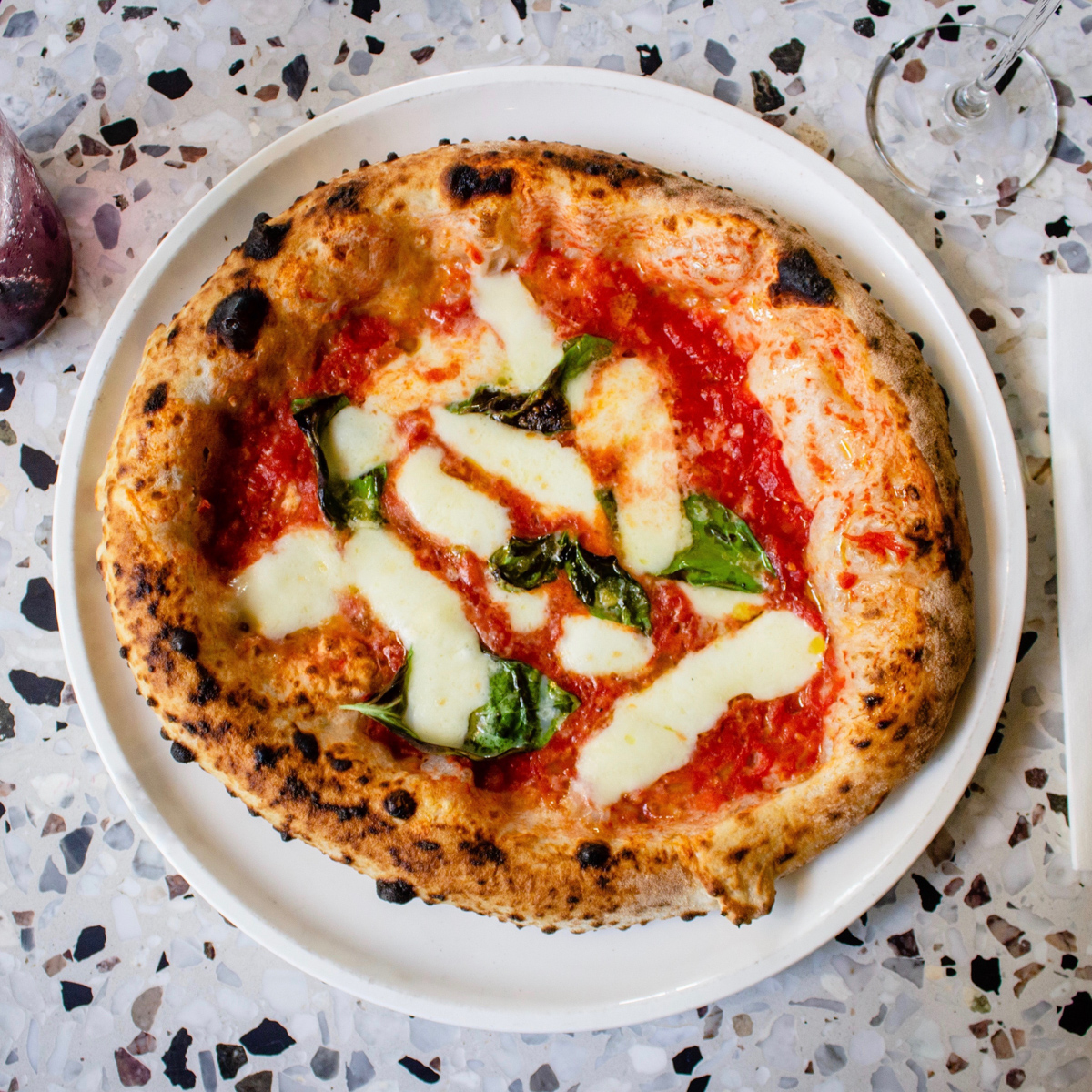 Pizza Mari in Wien© Louis Hansel Pizza Mari in Wien© Louis Hansel