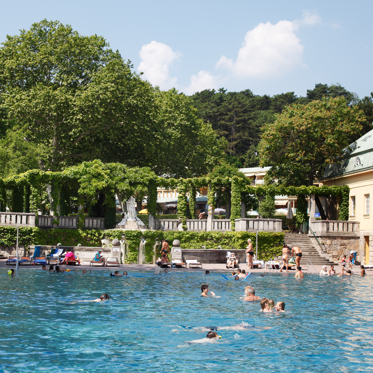 Thermalbad Bad Vöslau bei Wien-4