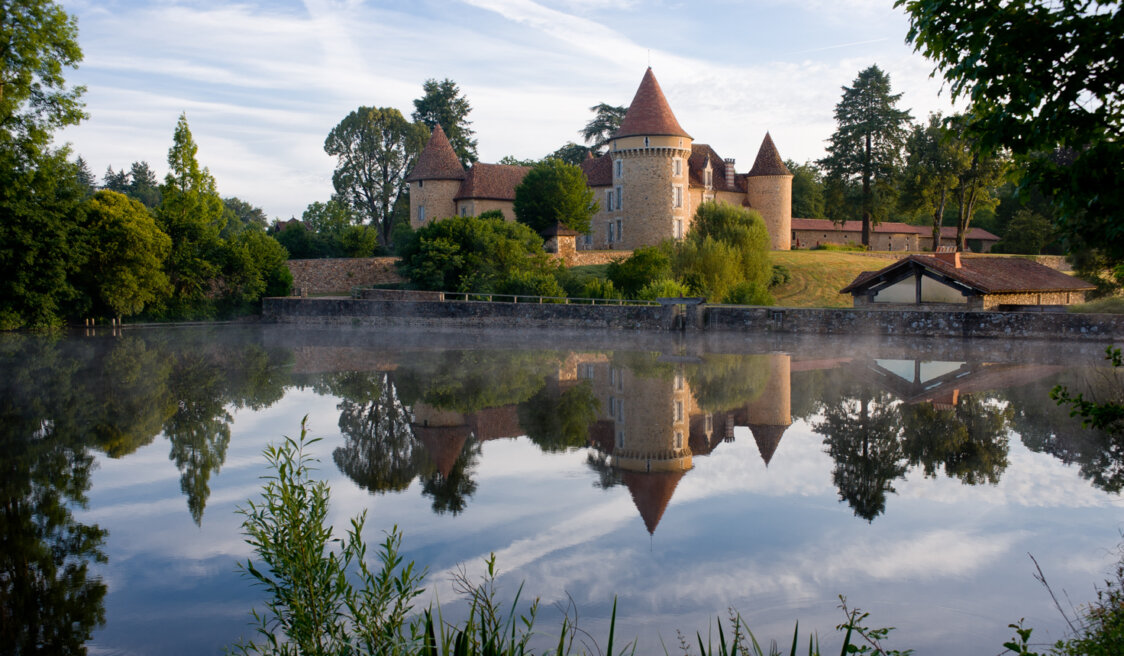 Hotel Domaine des Etangs Massignac Frankreich-17
