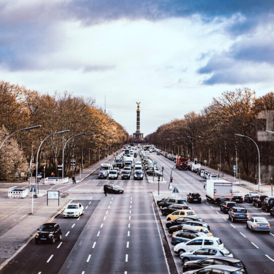 Straße des 17. Juni in Berlin Tiergarten