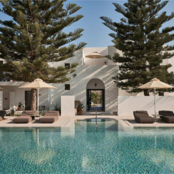 Parilio Pool (1) Parilio Pool (1)